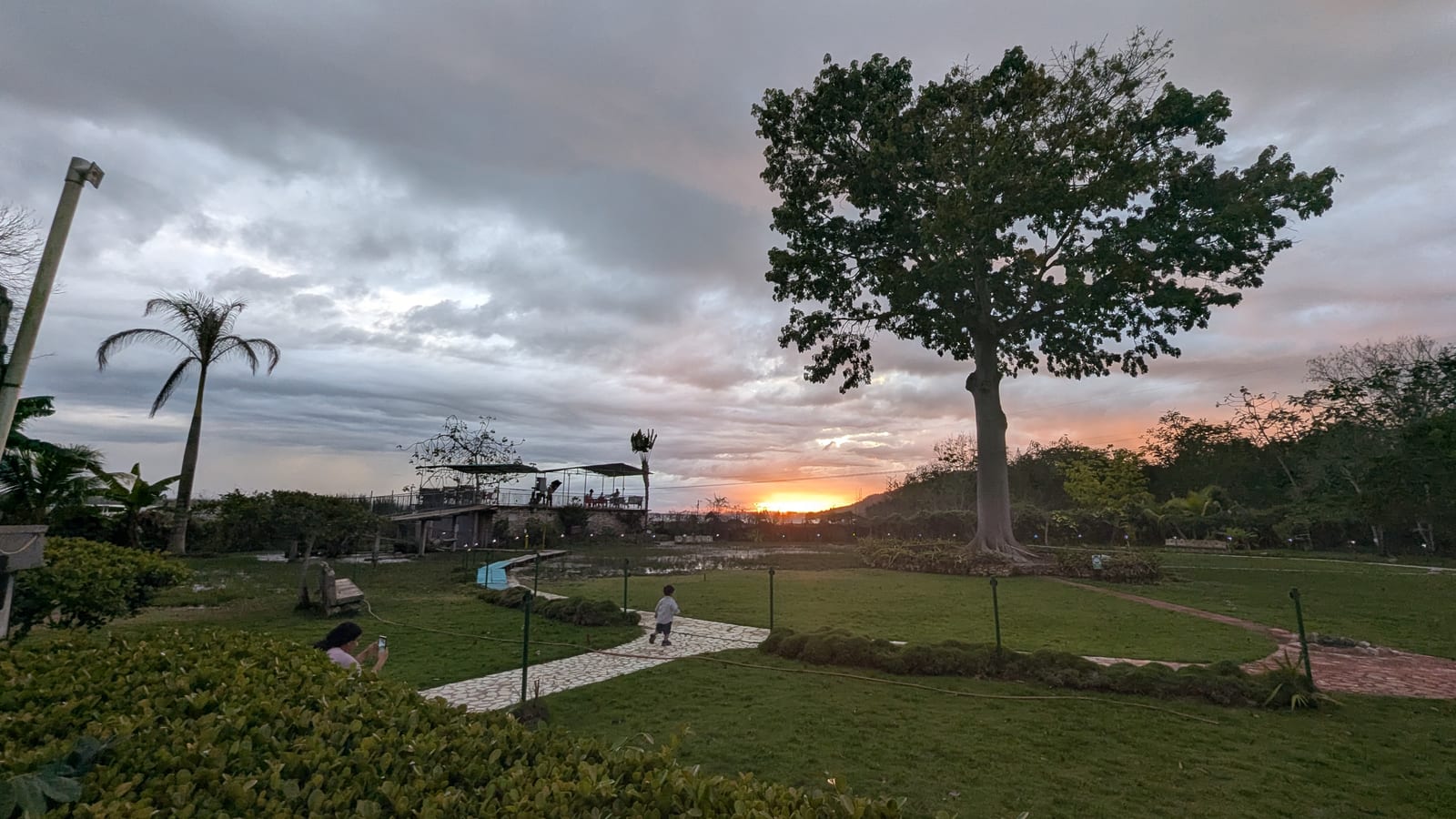 Sunrise over the lake at El Remate